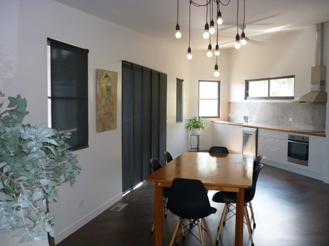 Saje\'s House & Pod - Accommodation Yamba 3