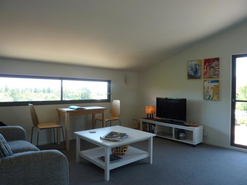 Saje\'s House & Pod - Accommodation Yamba 14