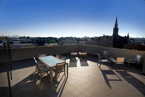 Corporate Living Accommodation Hawthorn - Accommodation Yamba 4