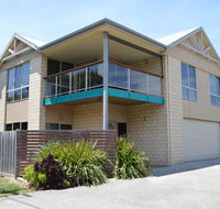 Ocean View Beach house - Accommodation Yamba