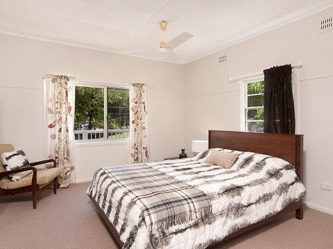 The Blue House - Flat Walk To River And Beach - Accommodation Yamba 1