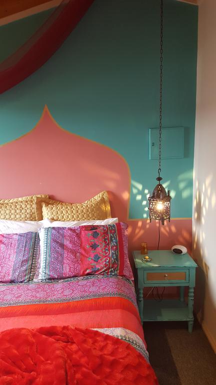 The Bohemian Art Studio - Accommodation Yamba 3