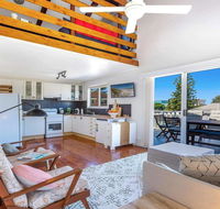 The Chalet at Callala Beach - beach house character - Accommodation Yamba