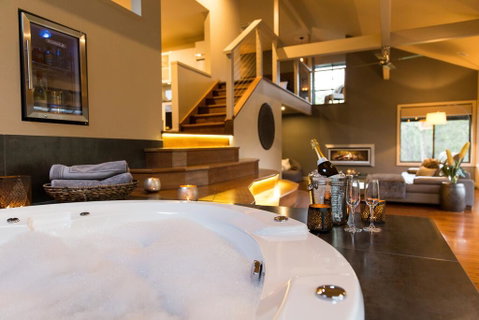 The Edge Villa - Accommodation Yamba 0