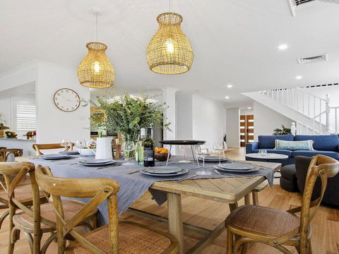 The Great White - Beach Living At Its Best - Accommodation Yamba 0