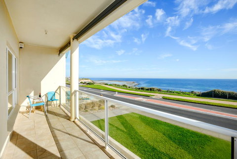 The Leafy Dragon - Accommodation Yamba 1