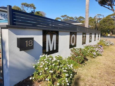 The Lodge Broulee - Accommodation Yamba 2