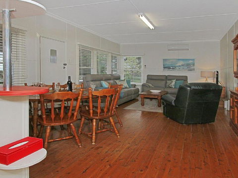 The Marlin - A Gem Close To Rock Pools - Accommodation Yamba 3