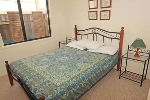 The Mooring's Waterfront - Accommodation Yamba 2