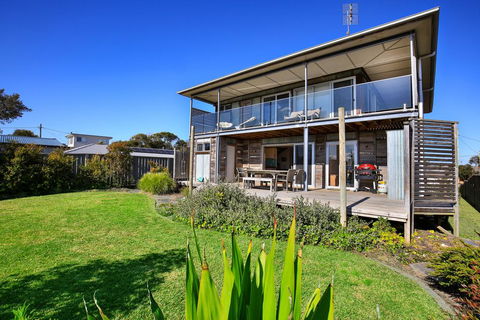 The Palings At Culburra - Pet Friendly - Accommodation Yamba 0