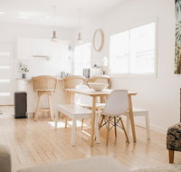 The Palms - stylish modern and cute as a button - Accommodation Yamba
