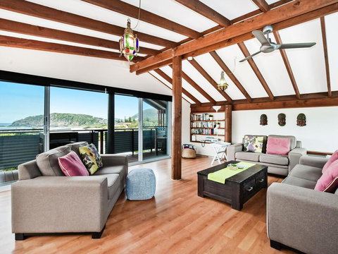 The Pole House - Accommodation Yamba 3