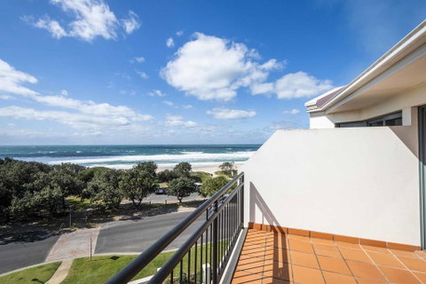 The Sands Unit 10 - Penthouse - Accommodation Yamba 2