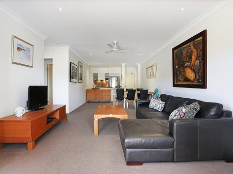 The Sands Unit 3 At 20 Pacific Parade Yamba Ocean View - Accommodation Yamba 2