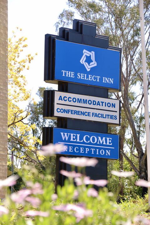 The Select Inn Penrith - Accommodation Yamba 3