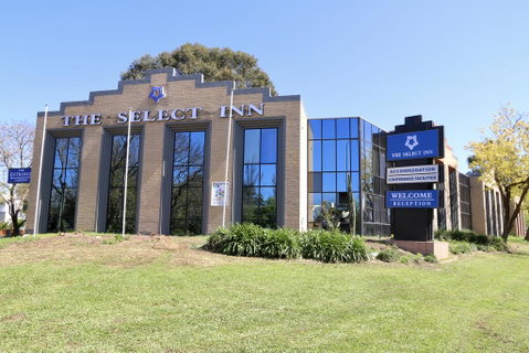 The Select Inn Penrith - Accommodation Yamba 0