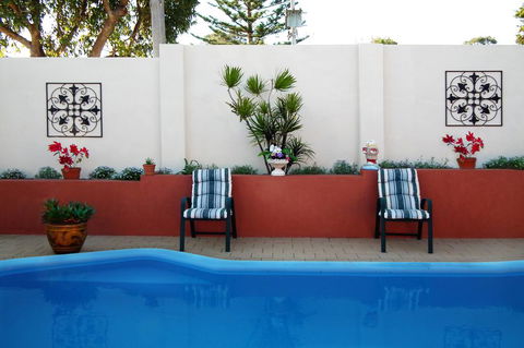 The Spanish Retreat And BnB - 24 Hrs - Accommodation Yamba 3