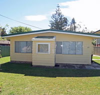 The Surf Way Cottage - Berrara - Accommodation Yamba