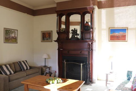 The White House - Accommodation Yamba 3