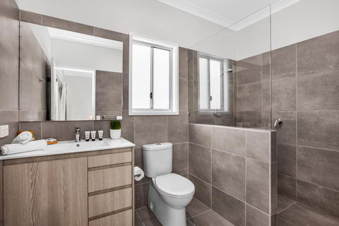 Three-Bed Family Entertainer Near Beach And Cafes - Accommodation Yamba 3