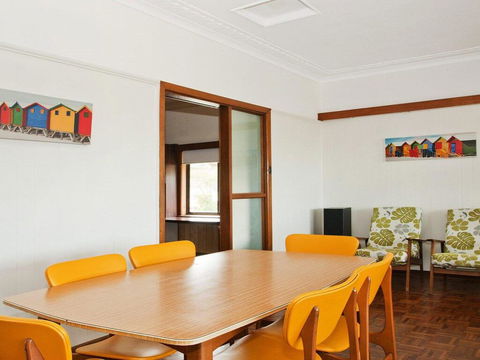 Time To Unwind - Old Style Charm - Accommodation Yamba 2