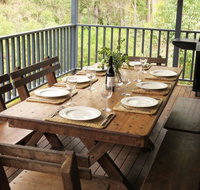 Treehouse - 3 acre elevated nature setting - Accommodation Yamba