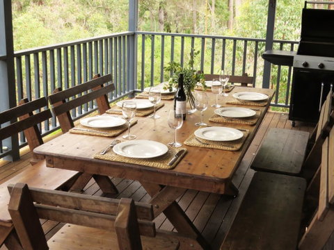 Treehouse - 3 Acre Elevated Nature Setting - Accommodation Yamba 0