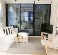 Trendy 1 Bedroom Apartment In The Heart Of Collingwood - Accommodation Yamba