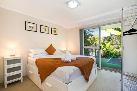 Tropical Townhouse With Two Courtyards And Pool - Accommodation Yamba 1