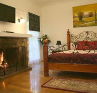 Tudor Cottages - Accommodation Yamba