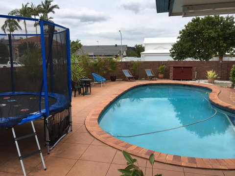 Two Bedroom Guesthouse Bundall - Accommodation Yamba 2