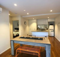 Two Brand New Bedrooms in the Sunlight Area - Accommodation Yamba