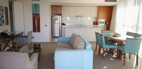 U212 Elston Grandsurf Resort - Accommodation Yamba 2