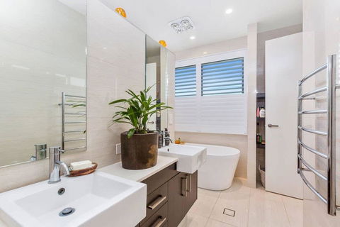 Ulladulla Family Retreat - Accommodation Yamba 2