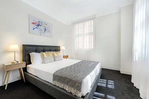 ULTIQA Rothbury Hotel - Accommodation Yamba 0