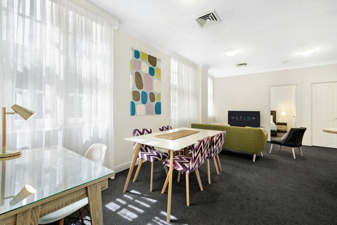 ULTIQA Rothbury Hotel - Accommodation Yamba 2