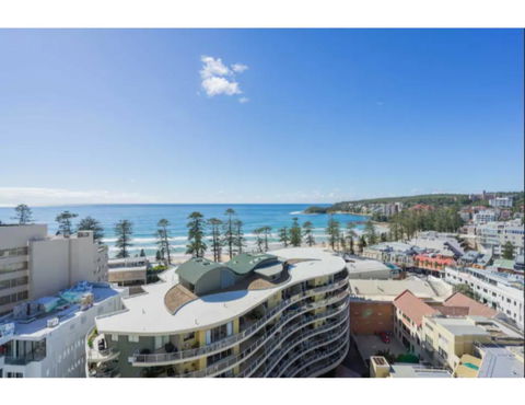 Ultrachic Executive Beach Apartment - Accommodation Yamba 2