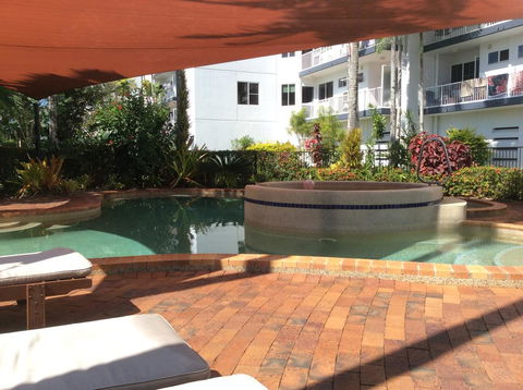 Ulysses 1 - Accommodation Yamba 2