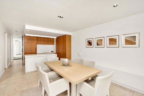 Unit 106 Plantation Resort - Rainbow Beach, Walk To Beach, Views, Aircon, Pool, Plantation Resort - Accommodation Yamba 3