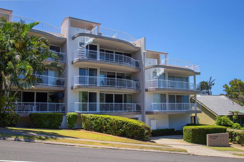 Unit 2 Point Break Apartments, 1-3 Point Arkwright, Linen Incl - Accommodation Yamba 1