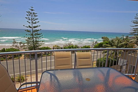 Unit 3, The Rocks, 1746 David Low Way Coolum Beach - 500 BOND - Accommodation Yamba 1