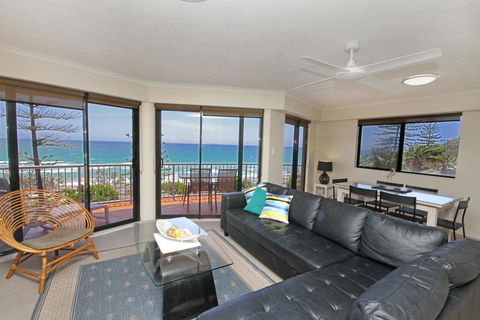 Unit 3, The Rocks, 1746 David Low Way Coolum Beach - 500 BOND - Accommodation Yamba 3