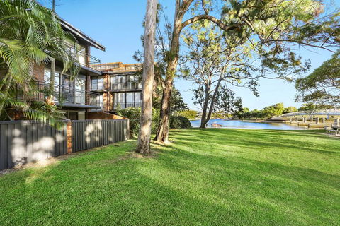 Unit 4 Weyba Lodge Noosa - Accommodation Yamba 1