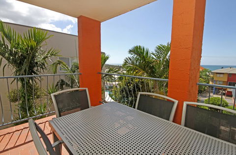 Unit 4, Cooltoro Court, 7 Frank Street Coolum Beach, 400 BOND, LINEN INCLUDED - Accommodation Yamba 0