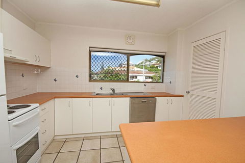 Unit 4, Cooltoro Court, 7 Frank Street Coolum Beach, 400 BOND, LINEN INCLUDED - Accommodation Yamba 3