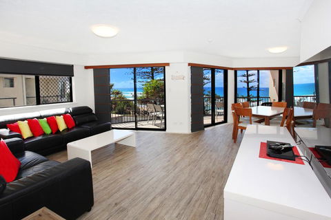Unit 4, The Rocks, 1746 David Low Way Coolum Beach - 500 Bond - Accommodation Yamba 2