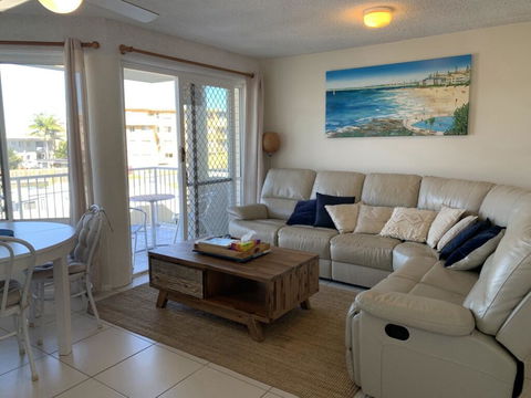Unit 6 'mainsail Apartments' Free Wifi! - Accommodation Yamba 0