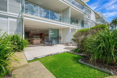 Unit 7 Plantation Resort - Rainbow Beach, Air Conditioned, Pool And Outdoor Spa, Plantation Resort - Accommodation Yamba 2