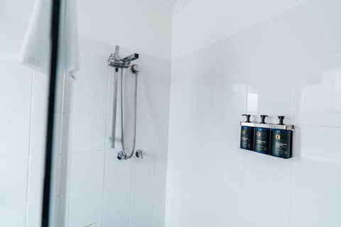 UNO Hotel Sydney - Accommodation Yamba 2