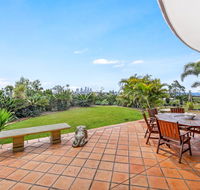 Unrivaled Ocean and City views from Resort Style 3bed with Garden - Accommodation Yamba
